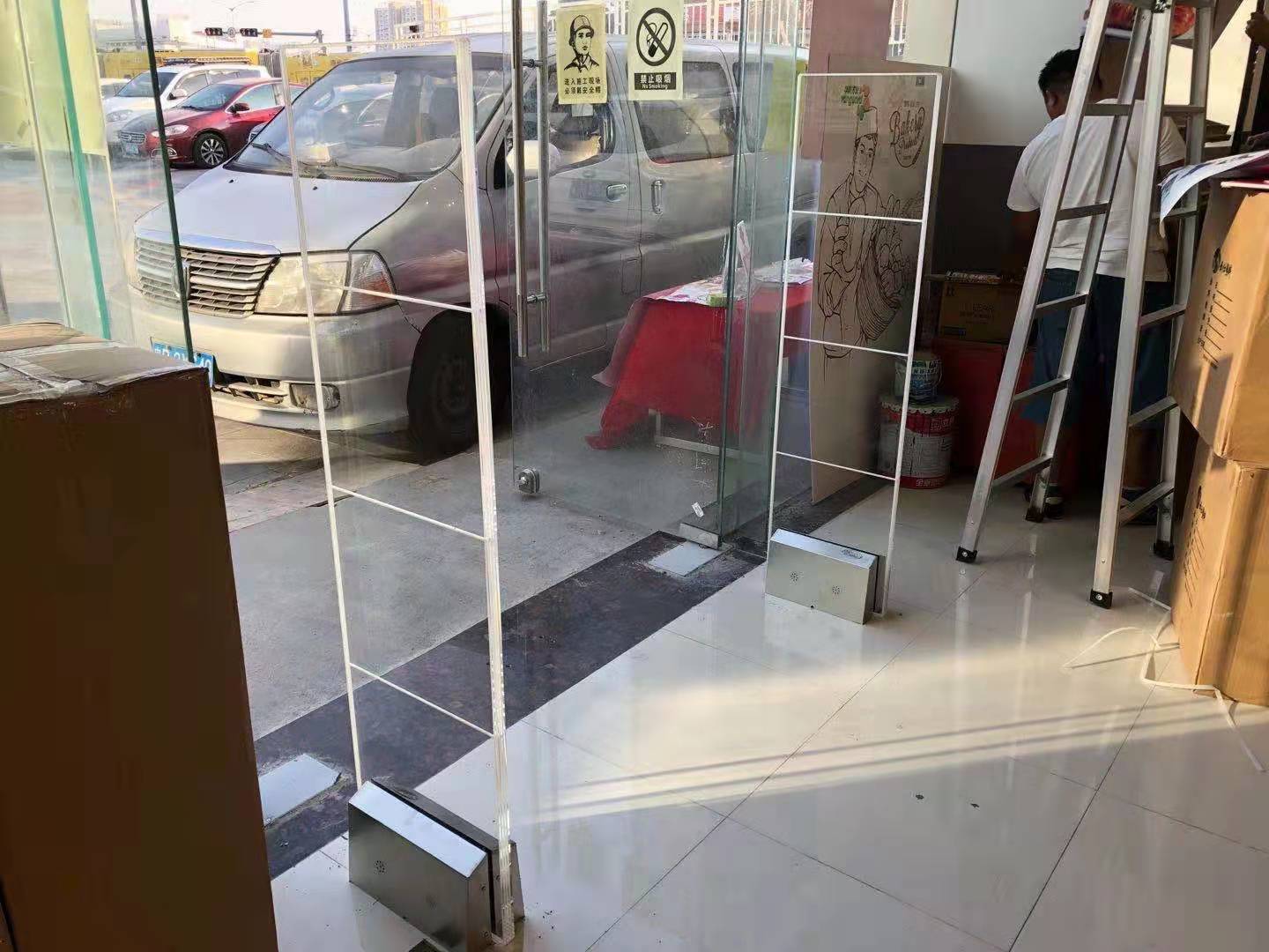 華潤(rùn)萬(wàn)家深圳大唐時(shí)代分店和寶安中心分店超市防盜系統(tǒng)工程案例[博航]