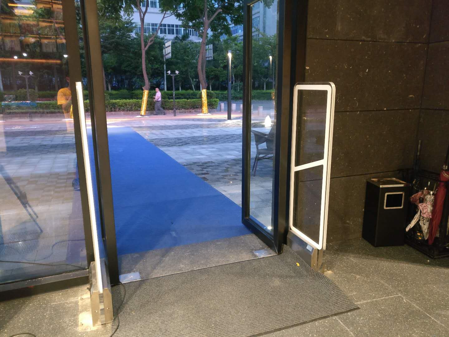 图书馆防盗报警器 图书馆防盗报警器