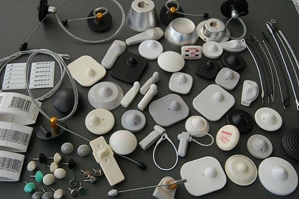 服装店的防盗扣是什么原理